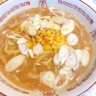 もやしとバターコーンで☆セブンの冷凍味噌ラーメン